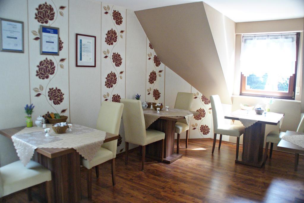 Pension Belzer Boppard Extérieur photo